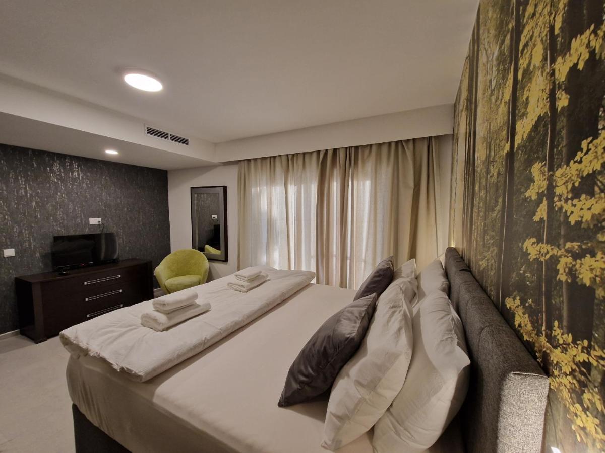 Korzo Suites St. Julian'S מראה חיצוני תמונה