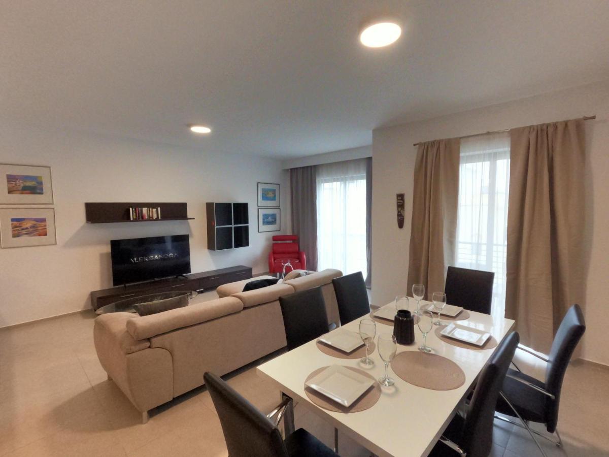 Korzo Suites St. Julian'S מראה חיצוני תמונה