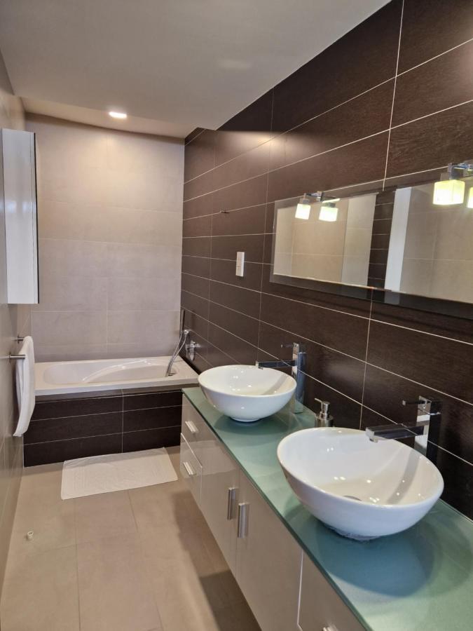 Korzo Suites St. Julian'S מראה חיצוני תמונה